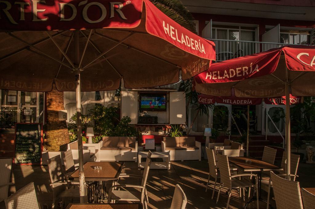 Hostal Alce Playa de Palma  Buitenkant foto